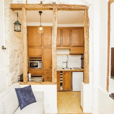 Charming With Terrace In The Heart Of The 17th Apartamento *